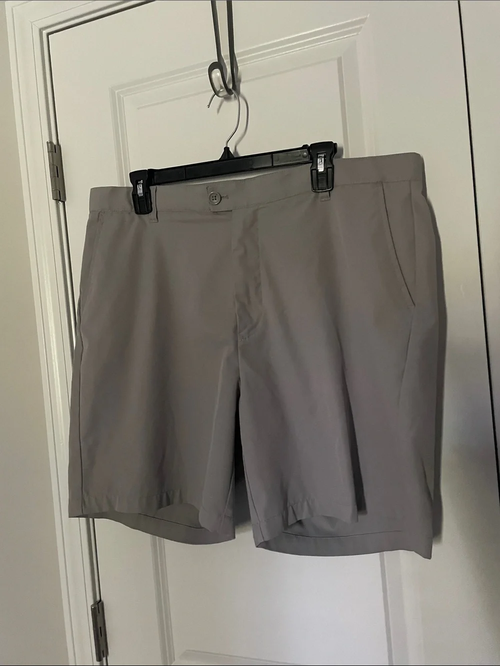 Southern Marsh Men's Flat Front Shorts - Gray